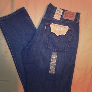 NWT Levi Jeans 😍